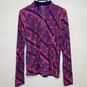 Reebok long sleeves Large workout top with thumb holes